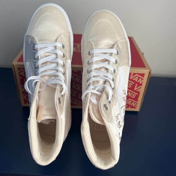 Vans NEW Filmore Hi platform sz 9.5 spring satin cream - Picture 6 of 7
